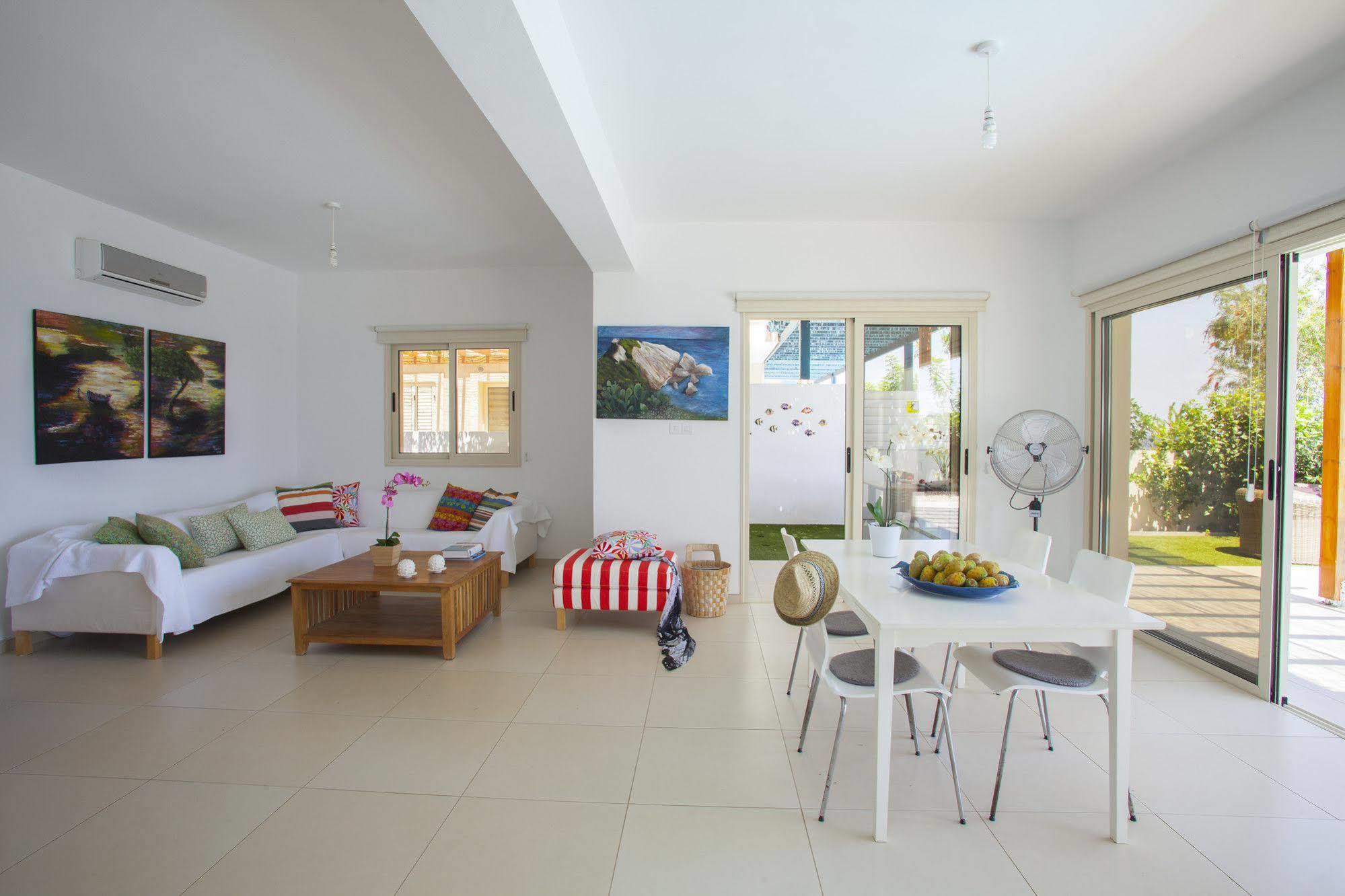 House 7, The Artisan Resort Protaras Esterno foto