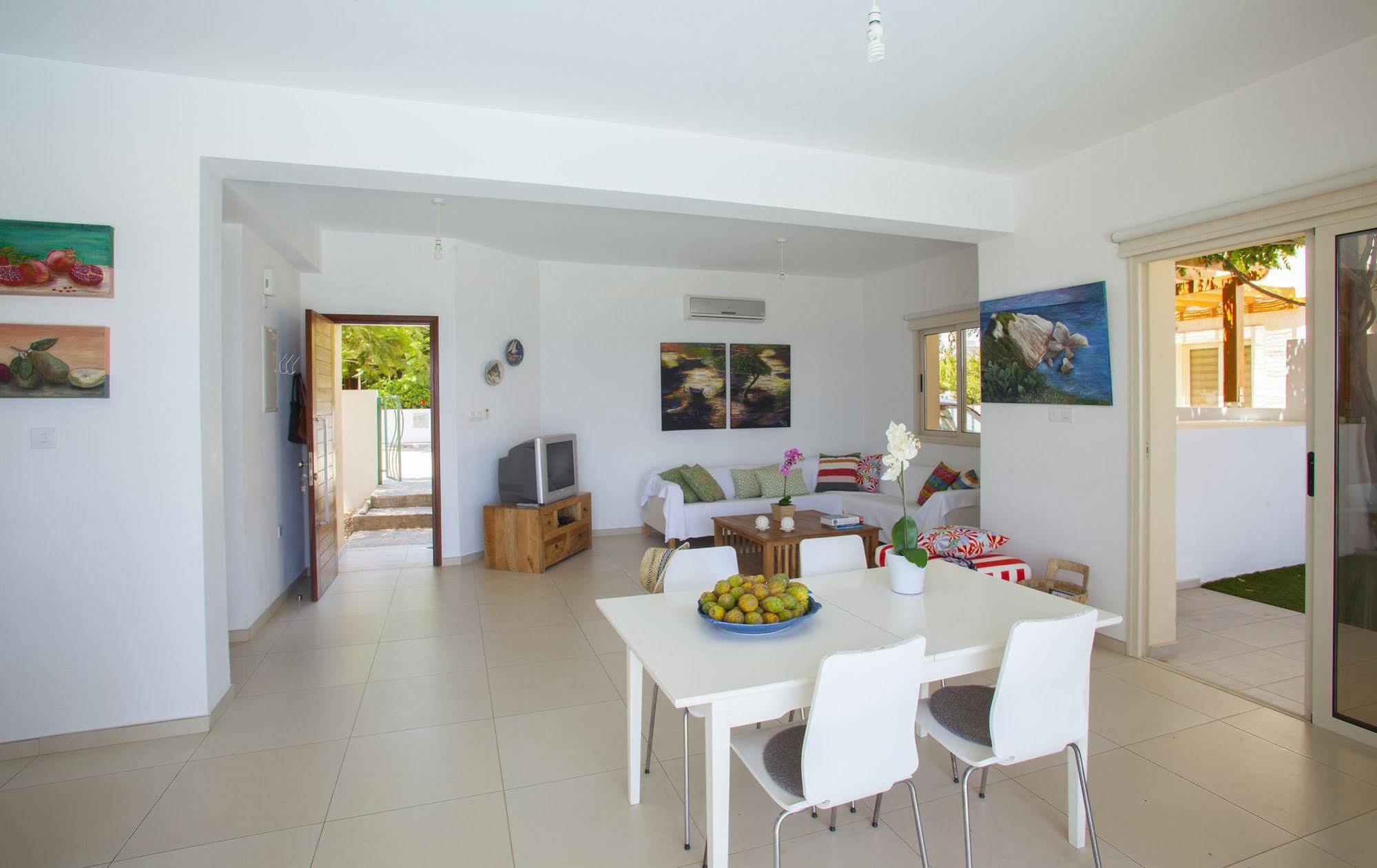 House 7, The Artisan Resort Protaras Esterno foto